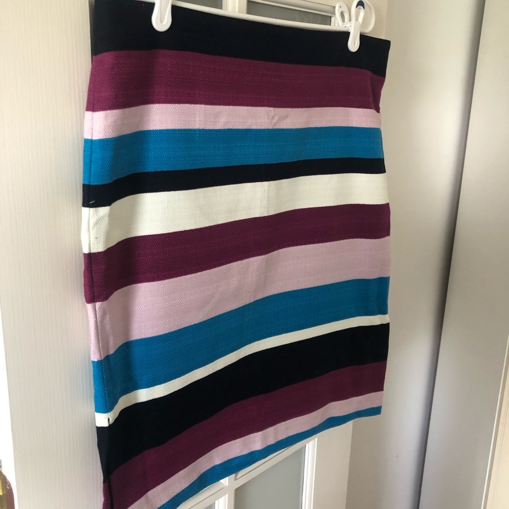 Colorful striped Loft pencil skirt, size 14.